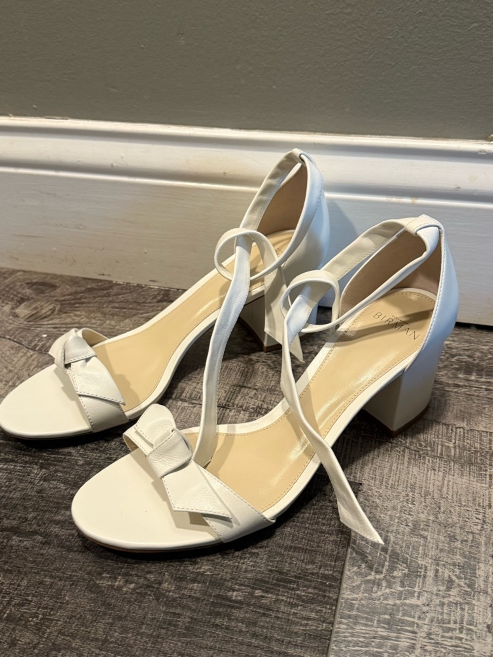 Alexandre Birman Clarita Block Leather Sandals